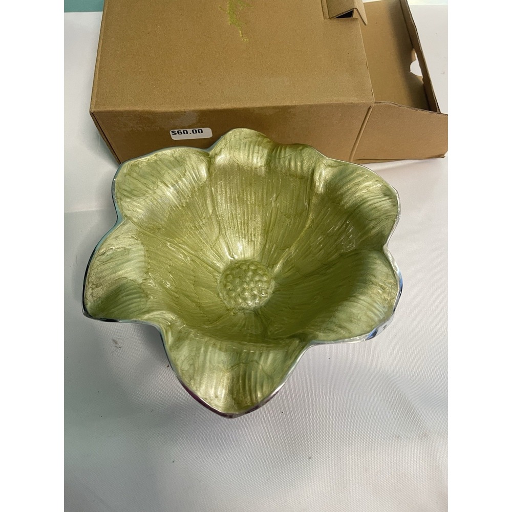 Julia Knight Flowers Lily‎ 8" Kiwi Bowl Enamel Aluminum Signed Made In India 6